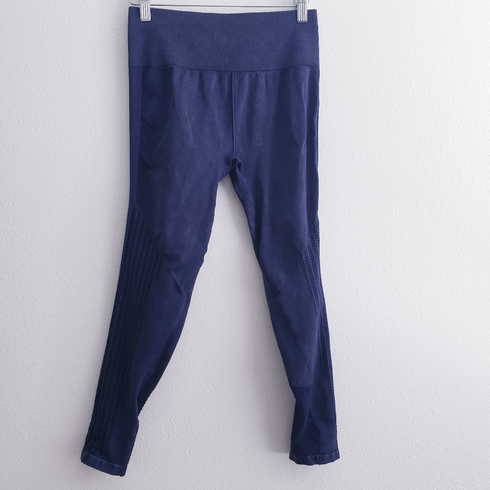 Fabletics Mesh Cropped Yoga Leggings